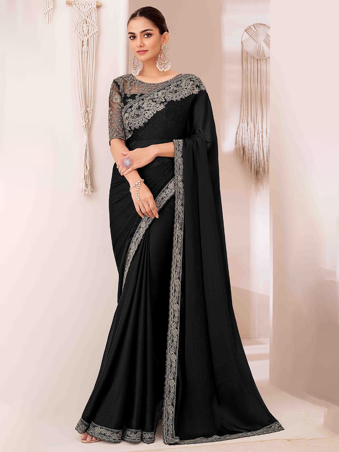 

Blissta Embellished Sequinned Pure Georgette Saree, Black