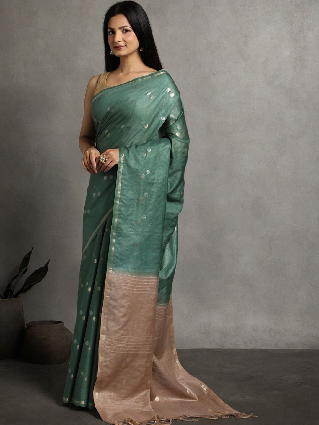 

Suha Woven Design Zari Art Silk Bhagalpuri Saree, Green