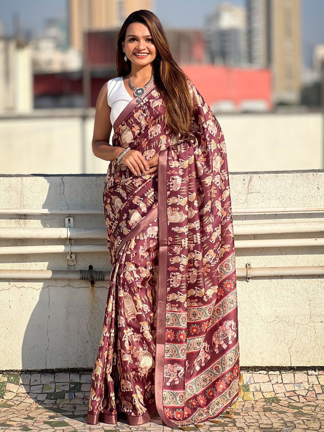 

VARNI FABRICS Ethnic Motifs Zari Pure Silk Tussar Saree, Purple