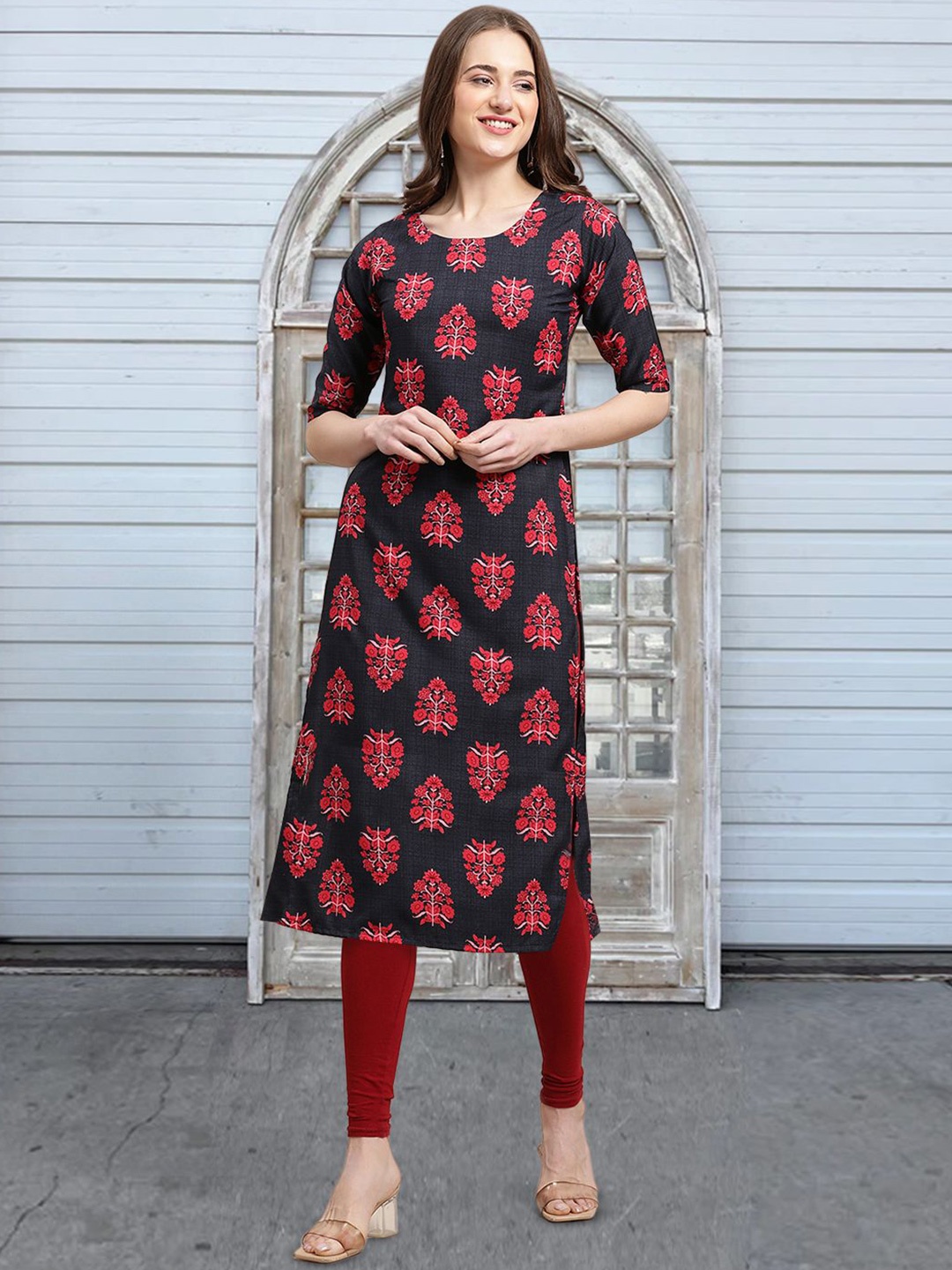 

Moda Rapido Floral Printed Round Neck Straight Kurta, Black