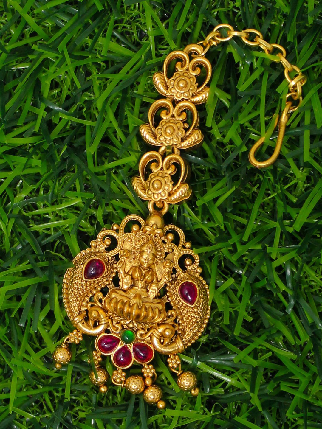 

NAGNESHI ART Gold-Plated Artificial Stones Studded & Beaded Lakshmi Design Maang Tikka