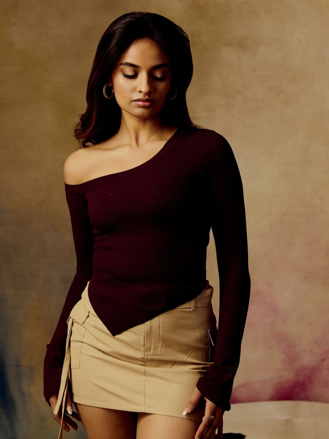 

Lea Clothing Co. Off-Shoulder Cold-Shoulder Top, Maroon