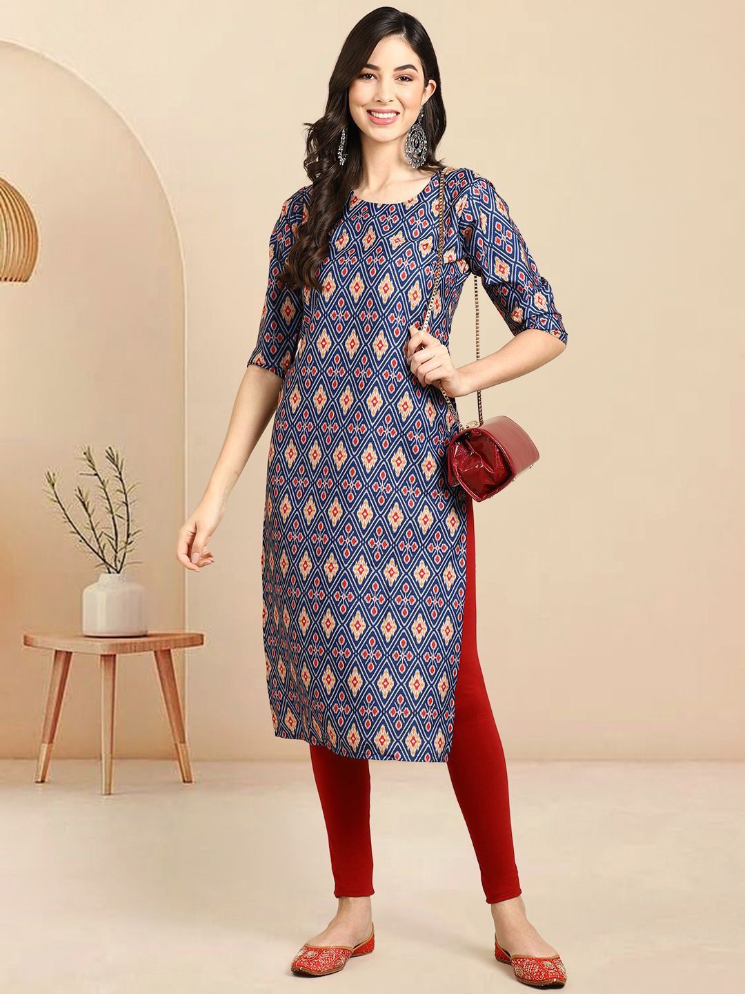 

Moda Rapido Geometric Printed Round Neck Straight Kurta, Blue