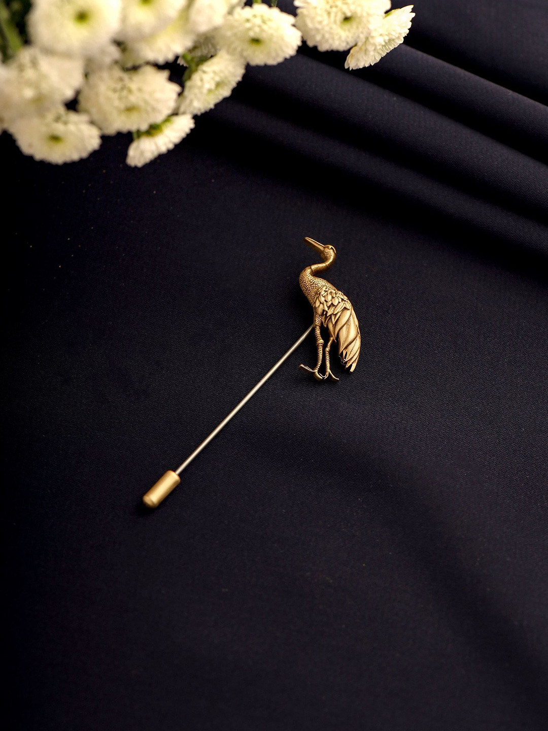 

COSA NOSTRAA Men Crane's Grace Lapel Pin Brooch, Gold