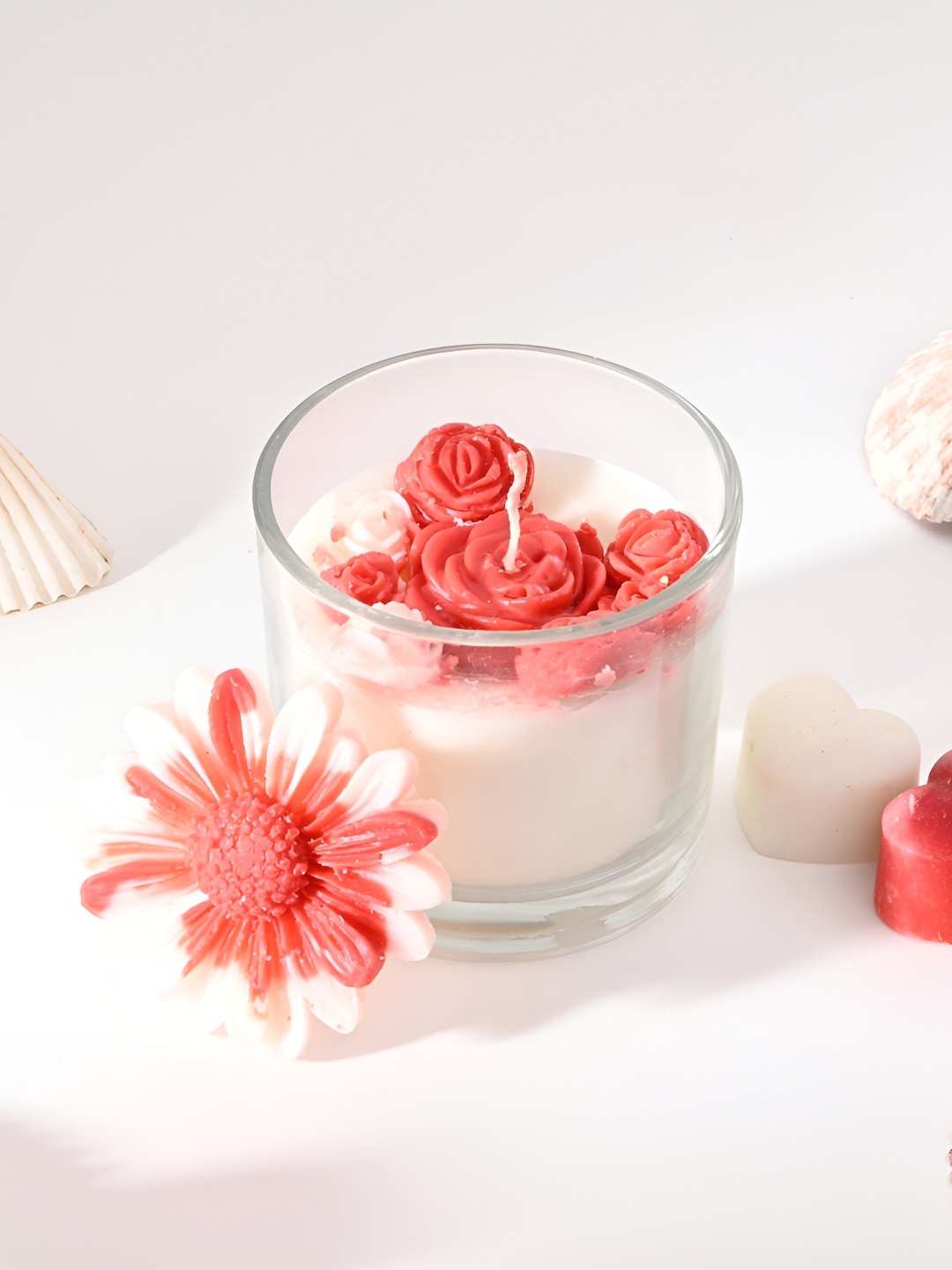 

ANWYN White & Red 1 pieces Jar Candle