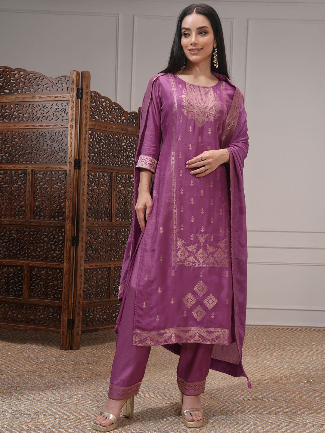 

Vishudh Women Ethnic Motifs Printed Regular Kurta with Palazzos & With Dupatta, Mauve