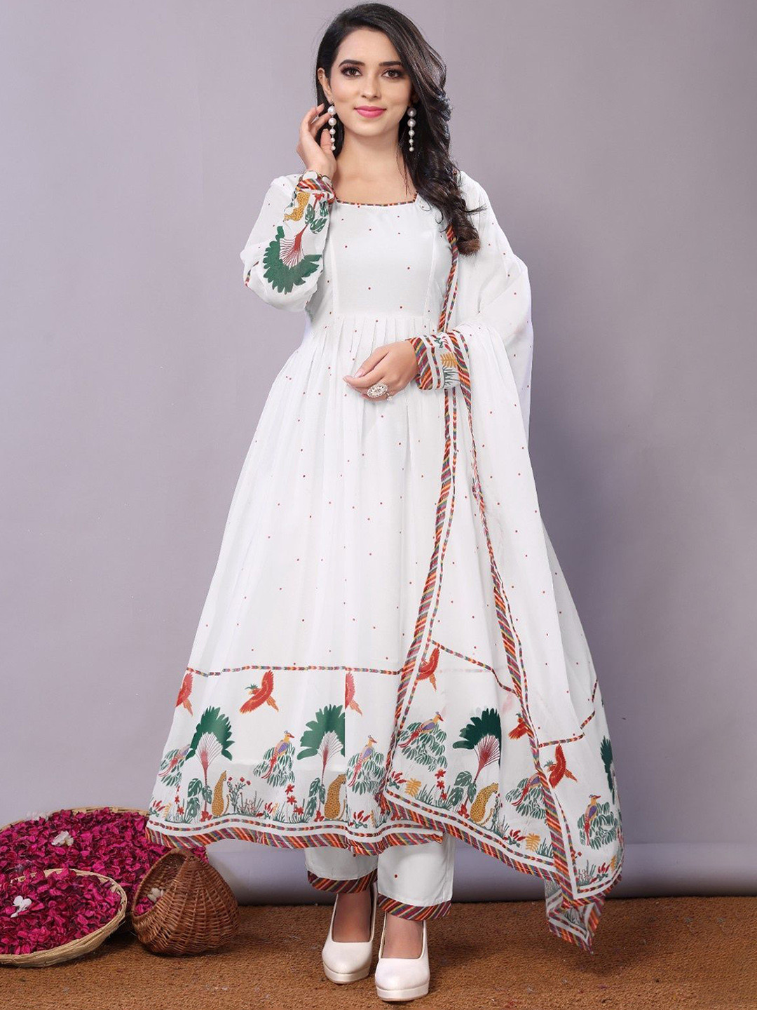 

Growdamy Women Floral Printed Regular Gotta Patti Kurta with Trousers & With Dupatta, White