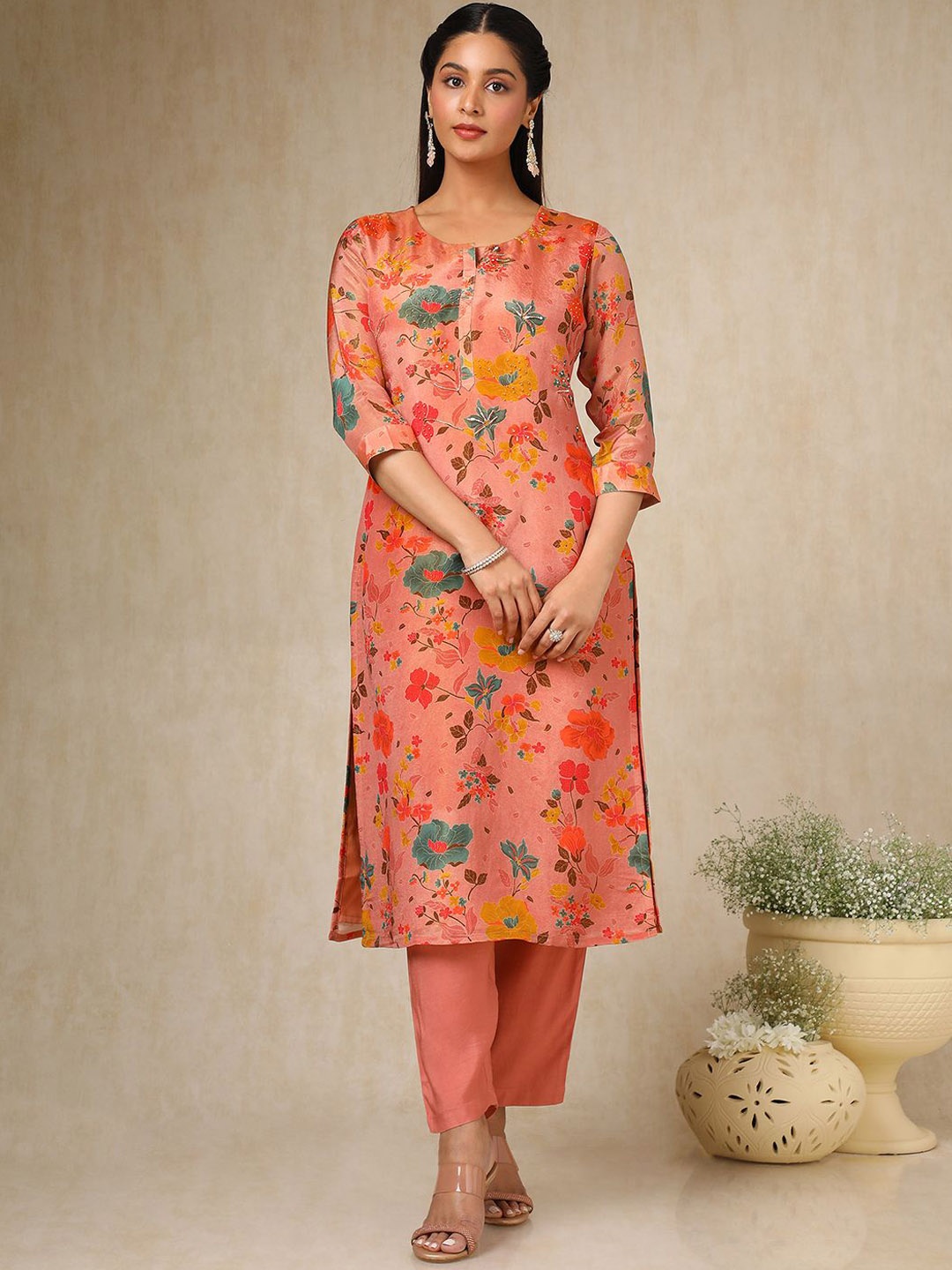 

Soch Women Floral Printed Regular Sequinned Kurta with Trousers, Peach