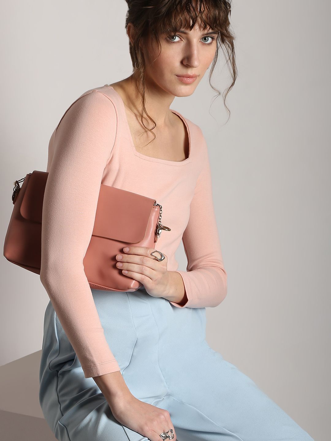 

Vero Moda Solid Square Neck Cotton Fitted Top, Pink