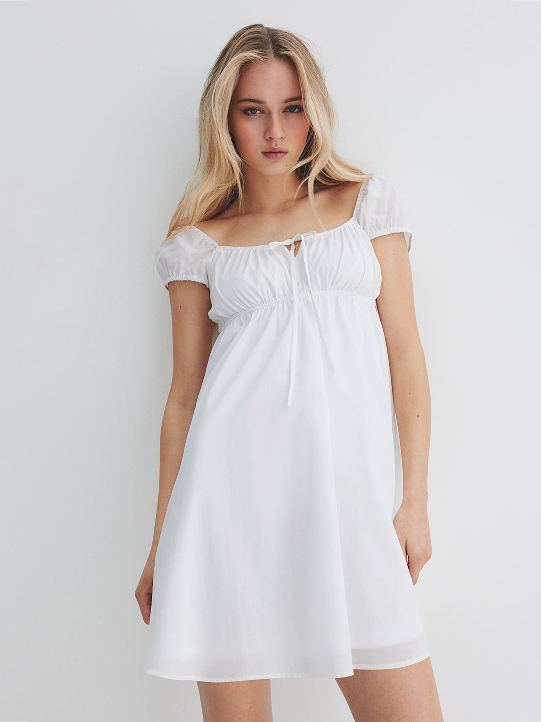 

H&M Drawstring-Detail Flared-Skirt Dress, White