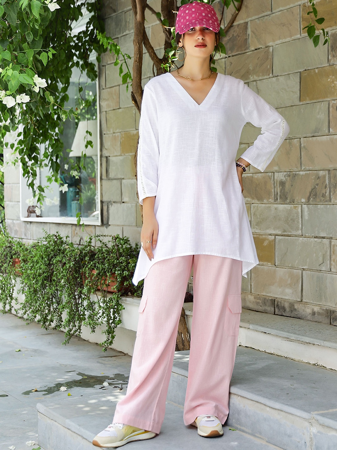 

Gulaal holiday edit Thread Work V-Neck Tunic And Trousers, White