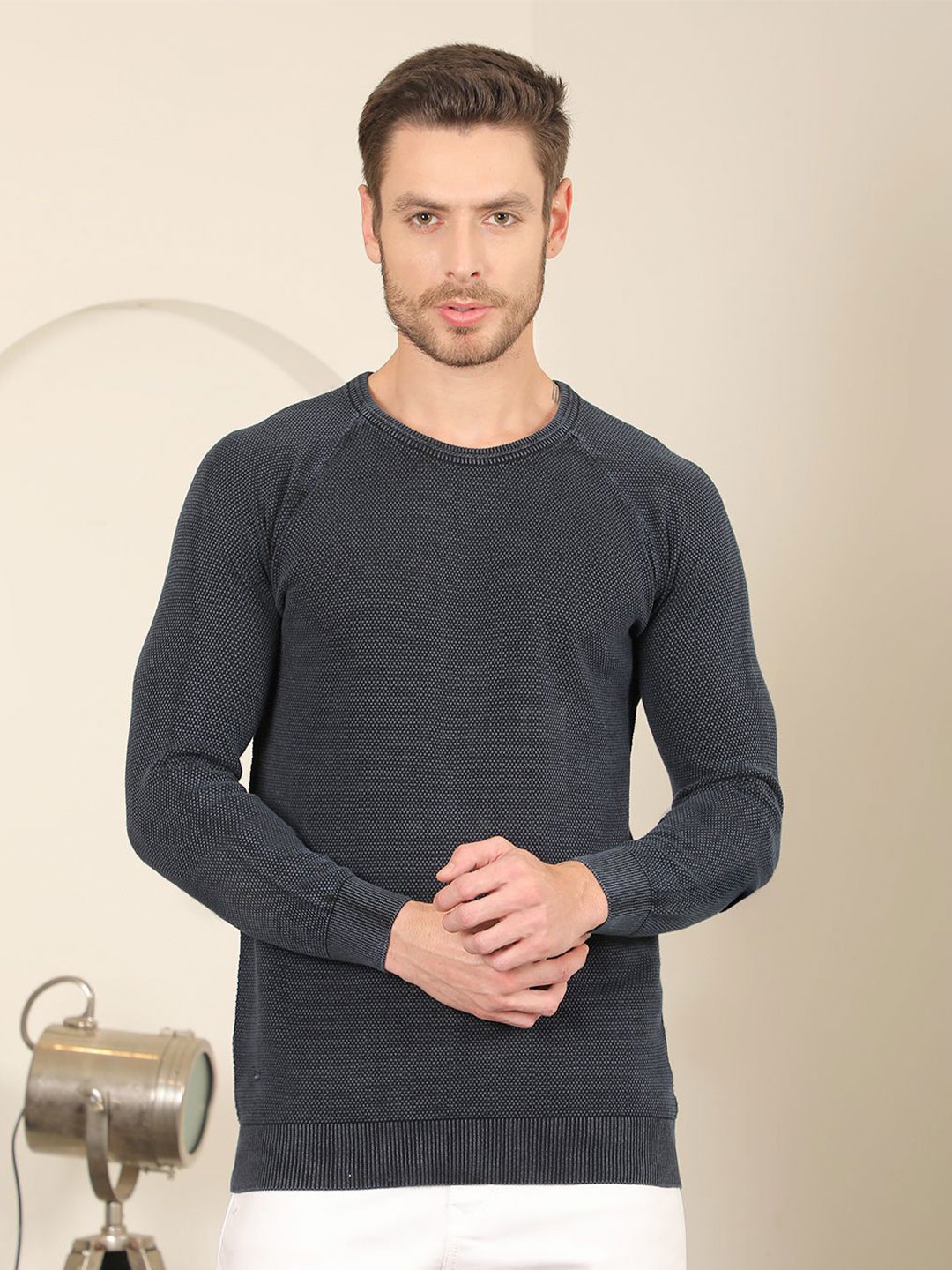 

COBB Men Round Neck Pullover, Grey