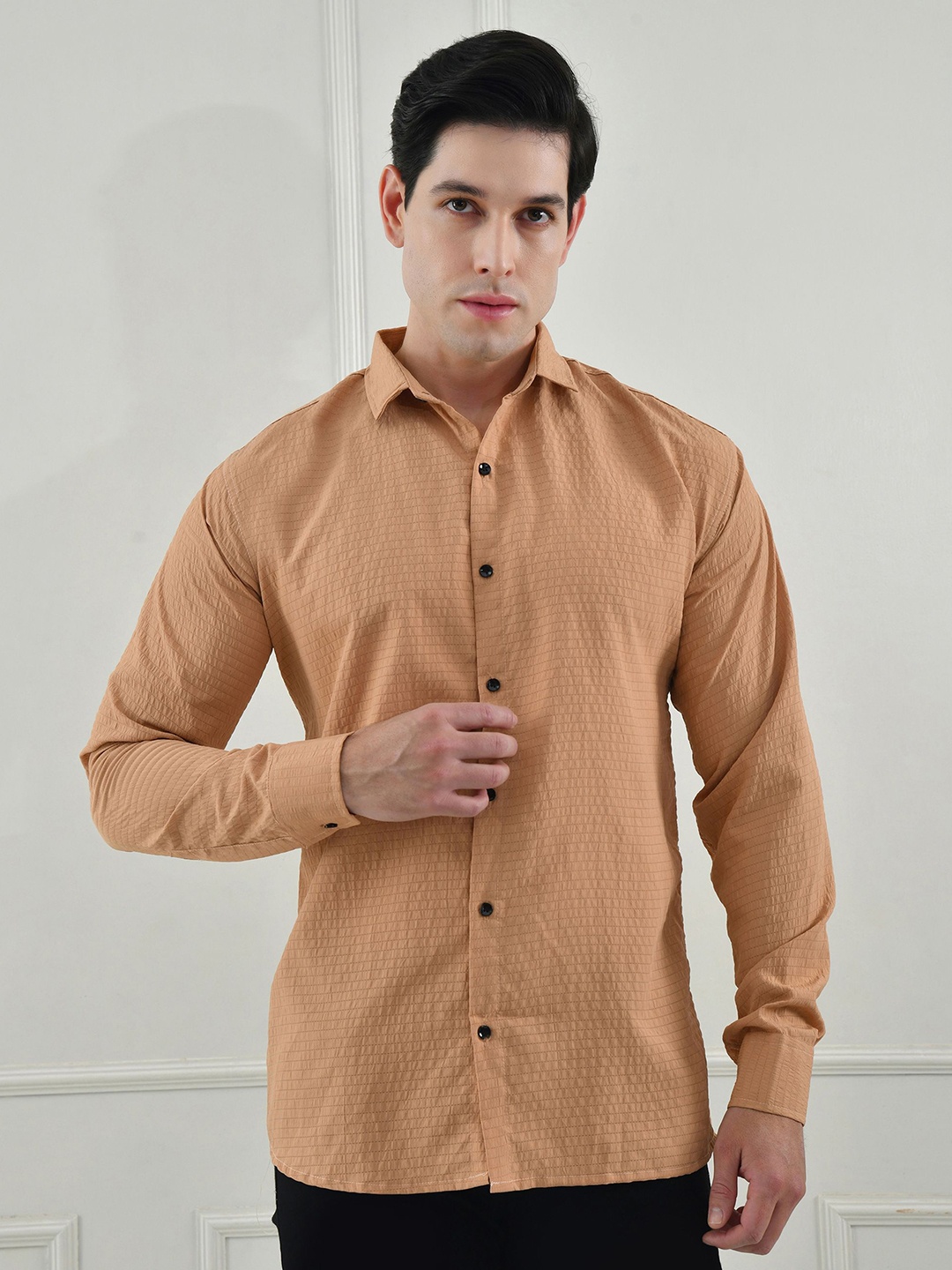 

BOWLIFESTYLE Men Comfort Opaque Casual Shirt, Peach