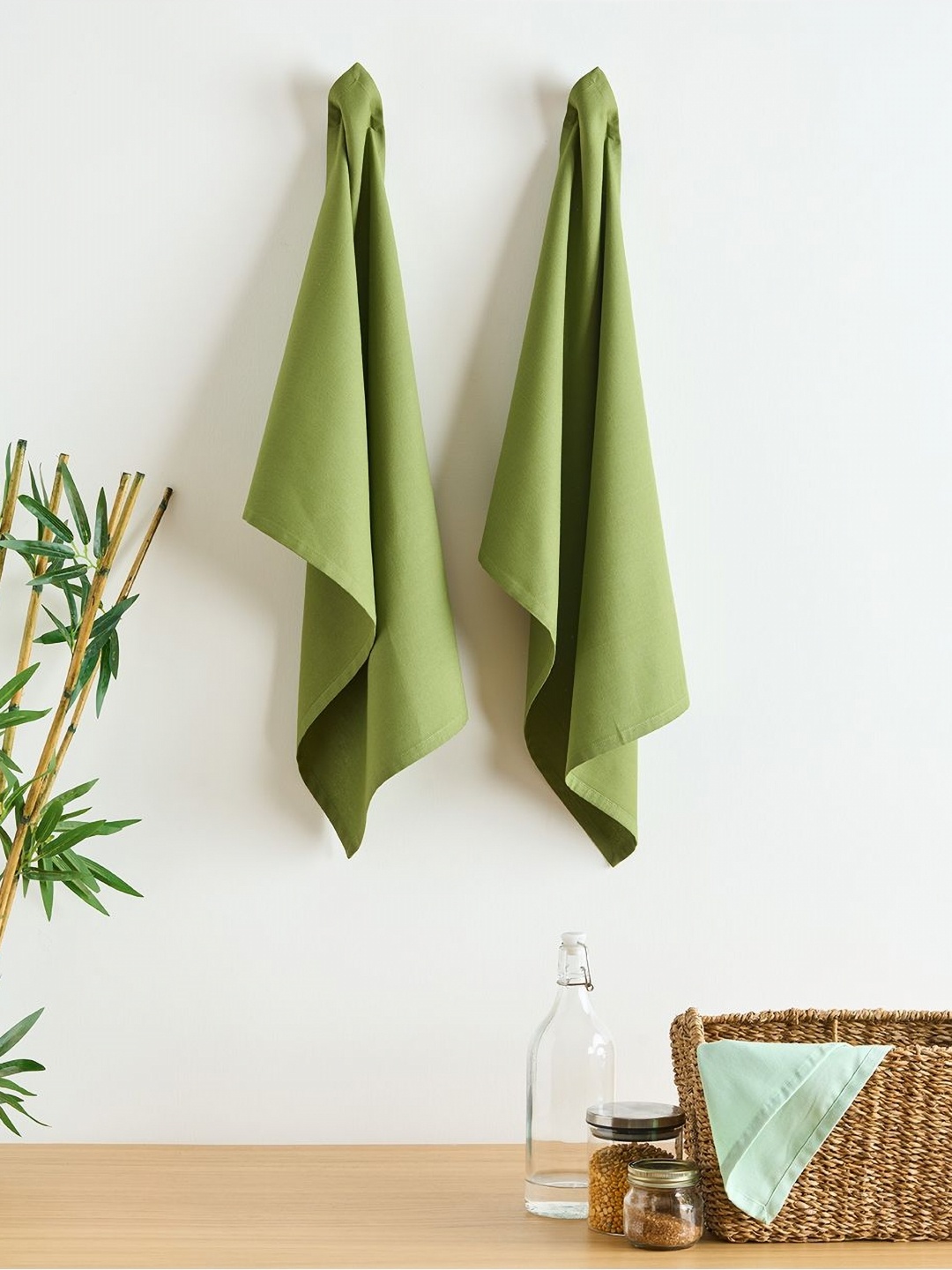 

SKANDA FAB Green 2 Pieces Pure Cotton Kitchen Towels