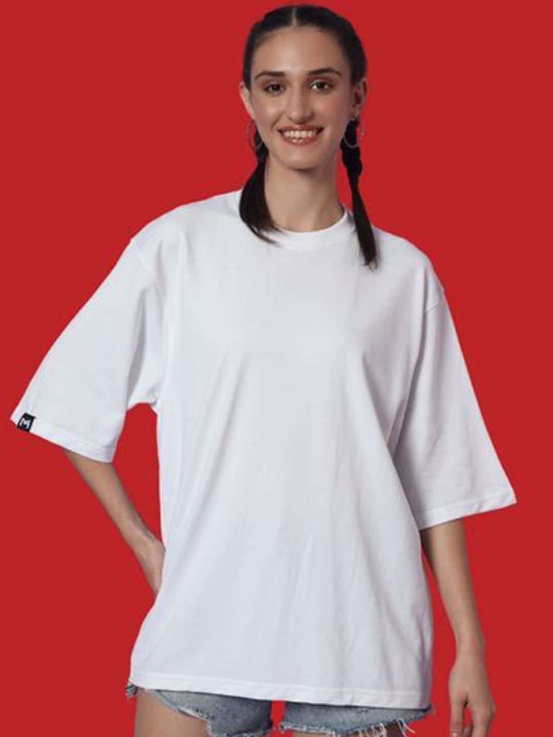 

PockMAN Women Bio Finish Solid Round Neck Cotton Oversized T-shirt, White