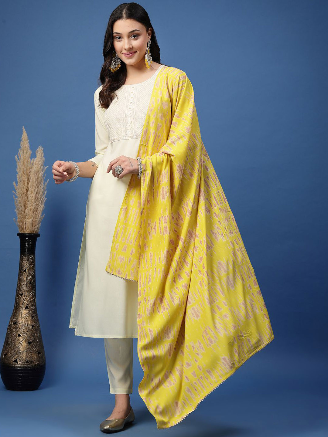 

AHMI Women Embroidered Kurta with Trousers & With Dupatta, Off white