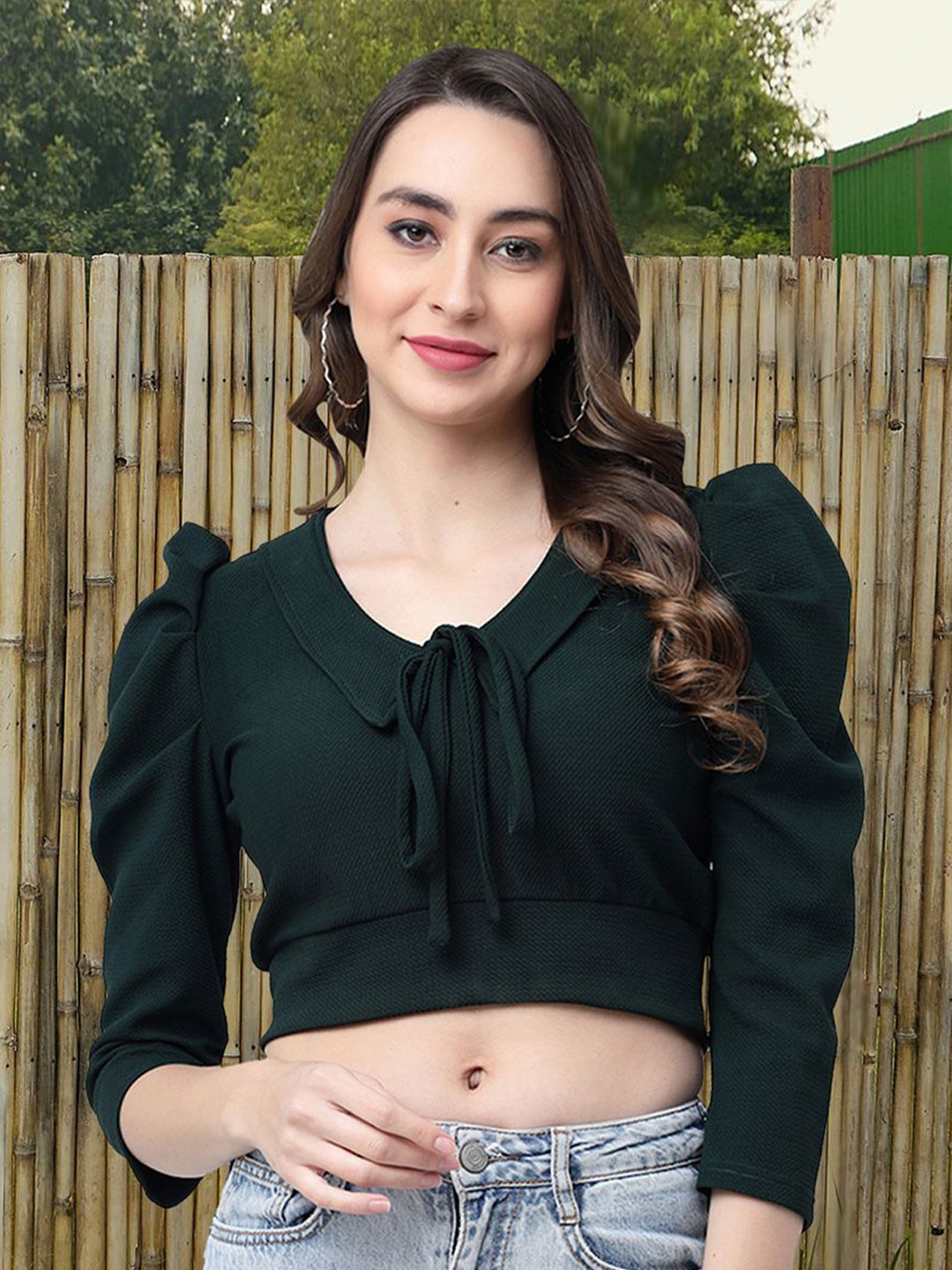 

MISS AYSE Round Neck Fitted Crop Top, Green