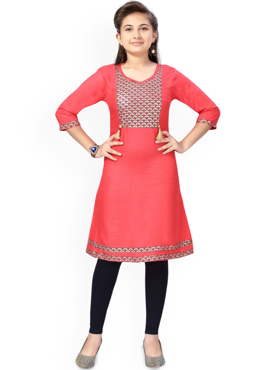 

BAESD Girls Abstract Printed Round Neck Pure Cotton A-Line Kurta With Leggings, Red