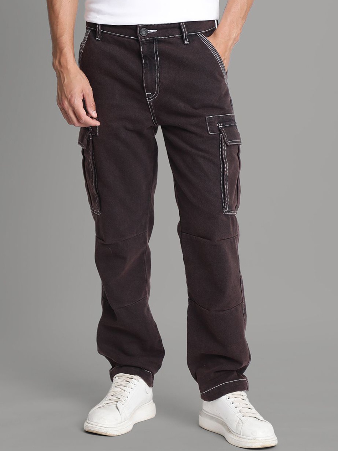 

Bene Kleed Men Relaxed Fit Mid-Rise Cotton Jeans, Rust