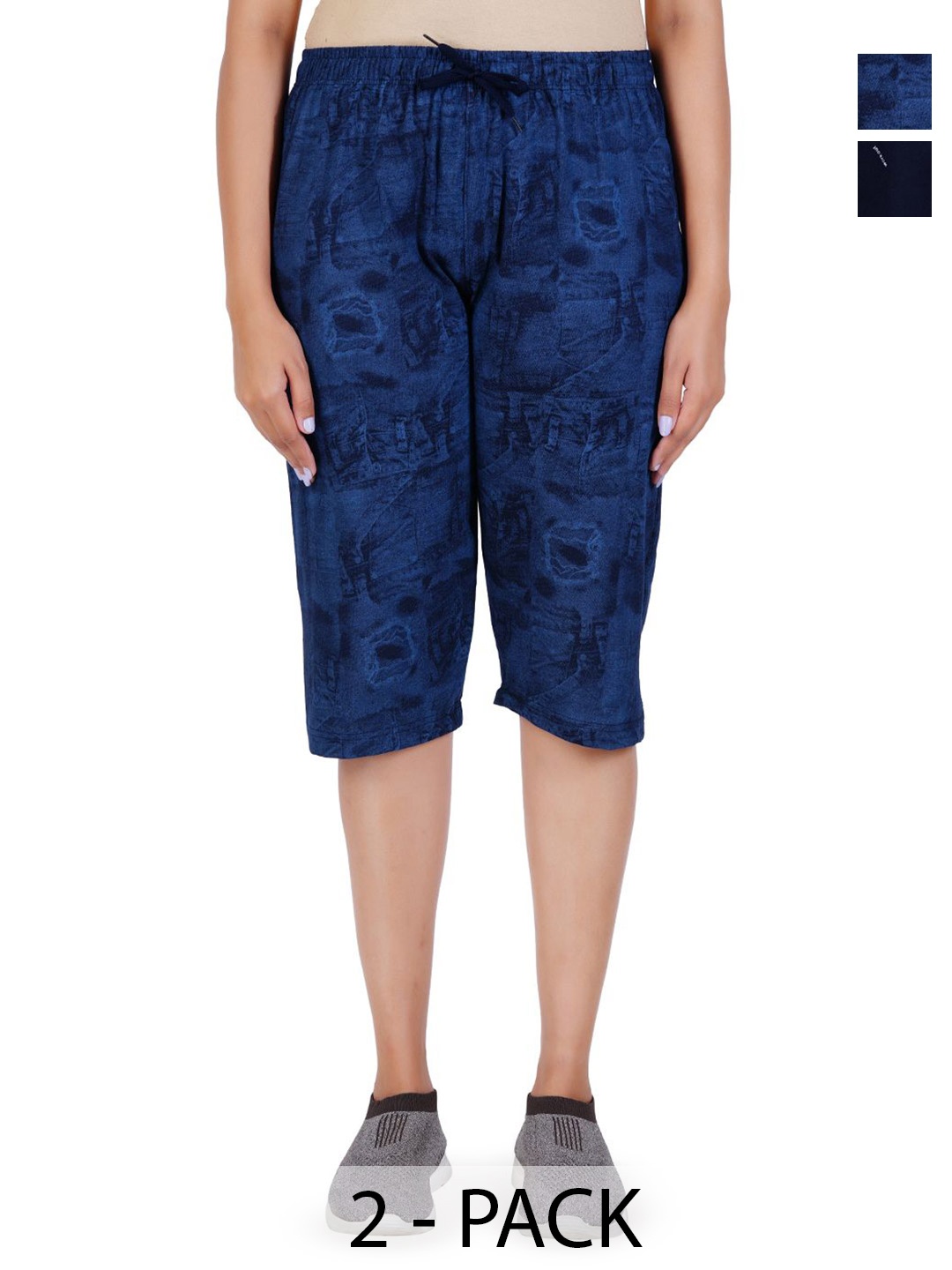 

GUIDE Women Printed Capris, Navy blue