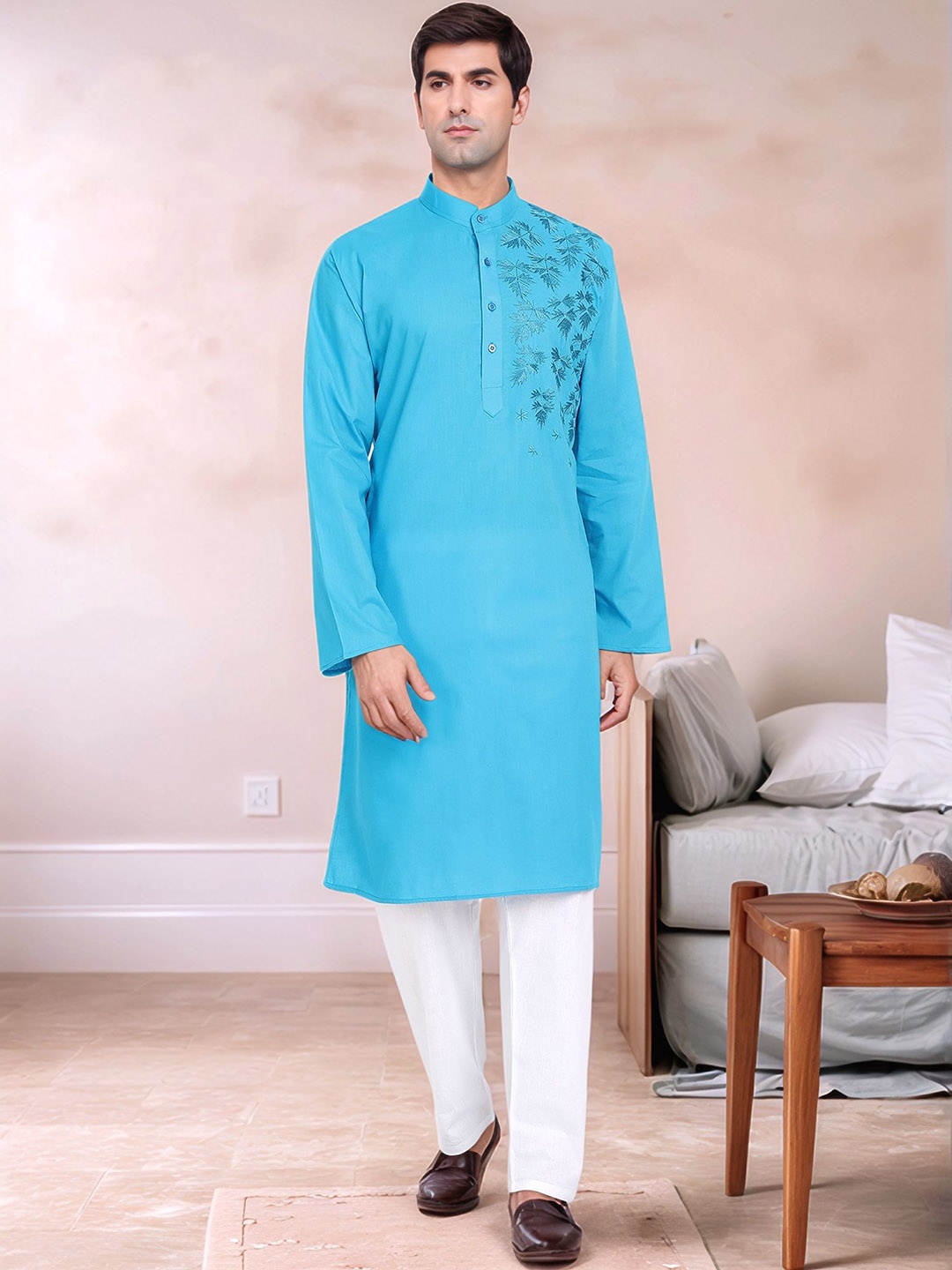 

Moda Rapido Men Floral Embroidered Regular Pure Cotton Kurta with Pyjamas, Turquoise blue