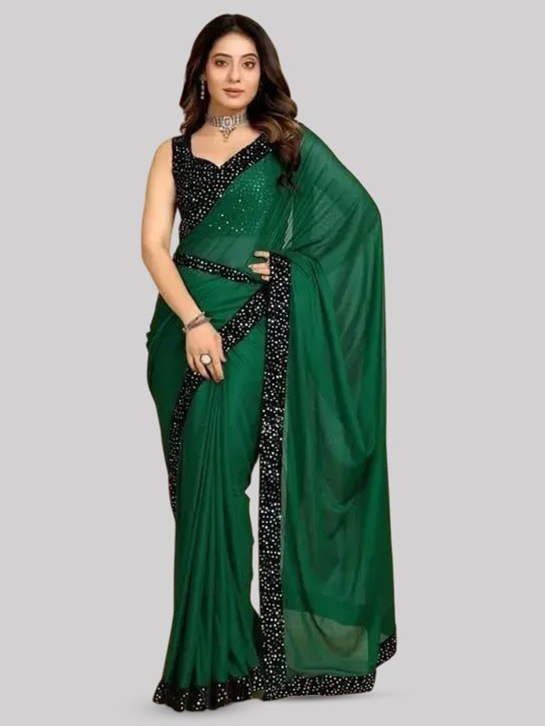 

Caracola Sequinned Saree With Blouse Piece, Green