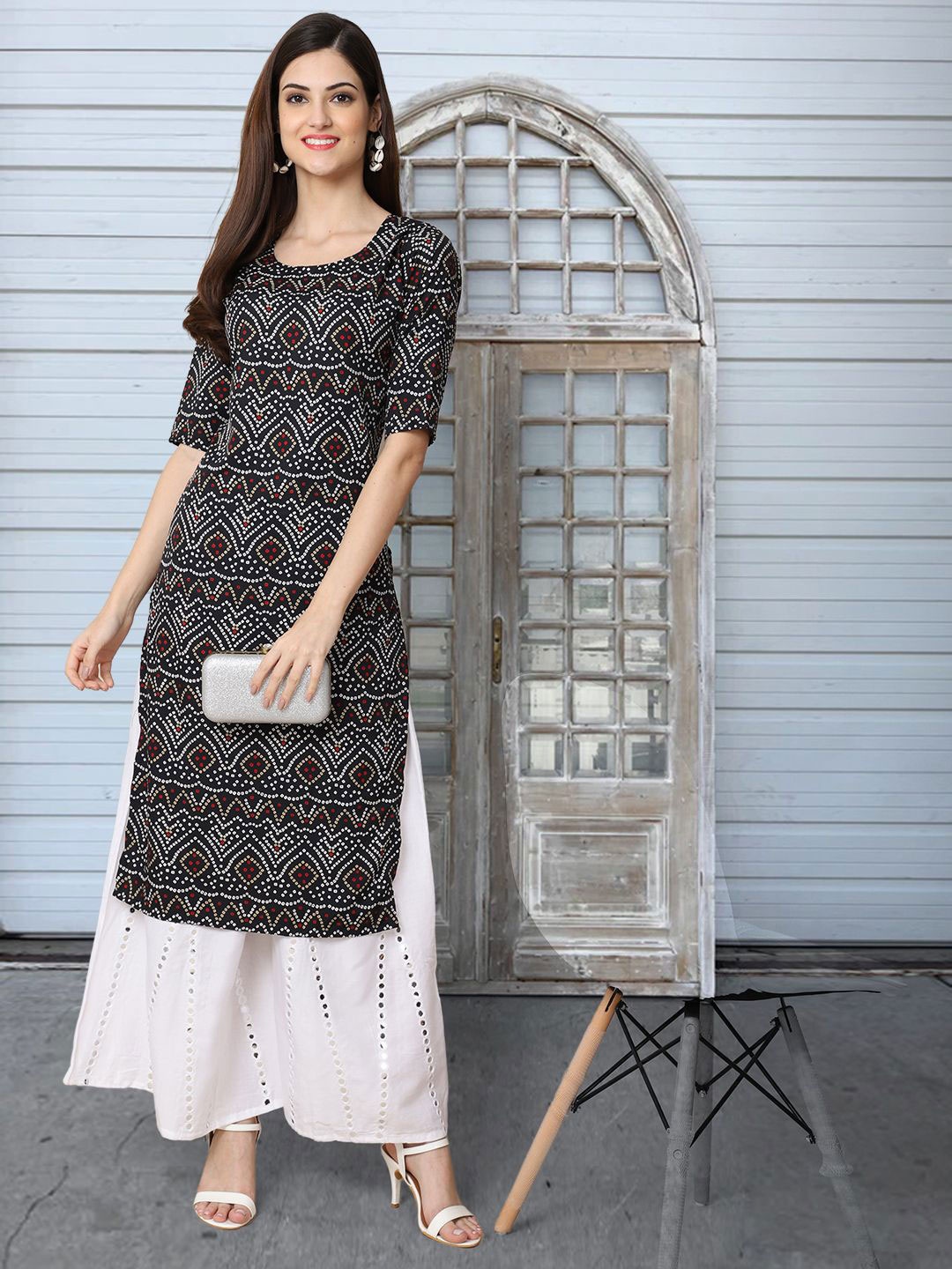 

Moda Rapido Bandhani Printed Round Neck Straight Kurta, Black