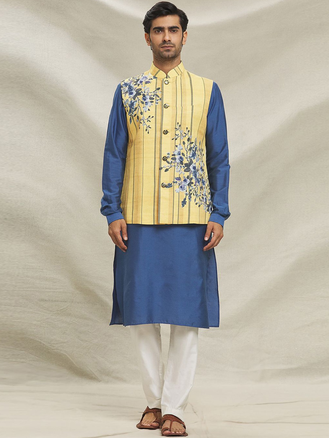 

Arihant Rai Sinha Men Regular Kurta with Trousers, Blue