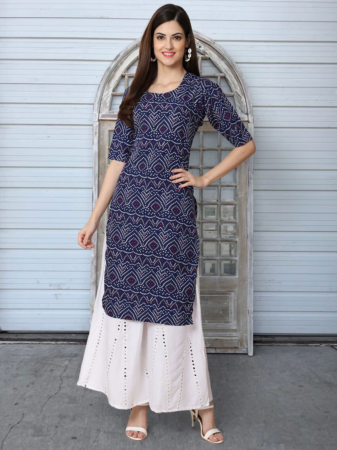

Moda Rapido Ethnic Motifs Printed Round Neck Straight Kurta, Navy blue