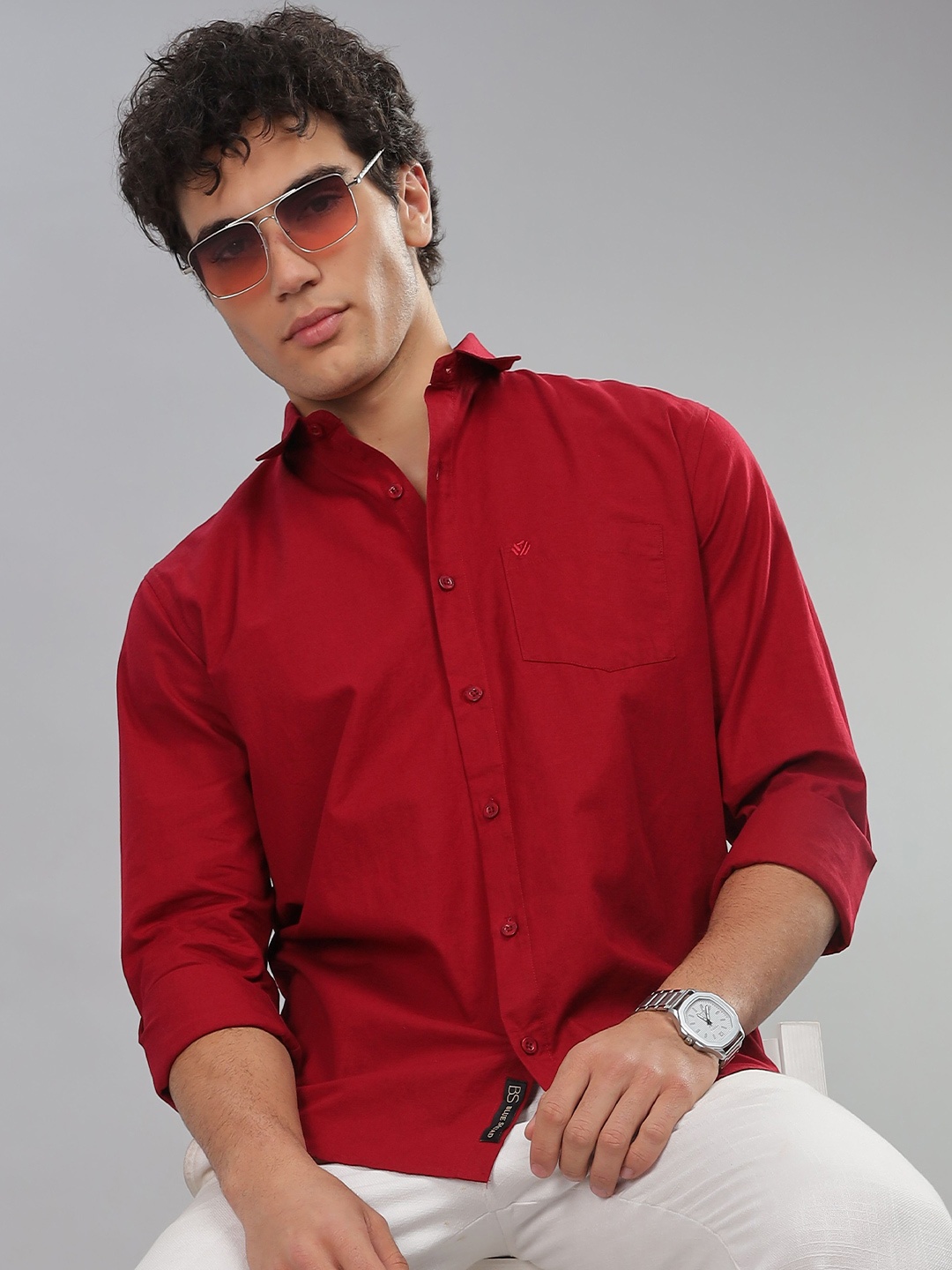 

BS BLUE SQUAD Men India Slim Fit Spread Collar Solid Casual Shirt, Red