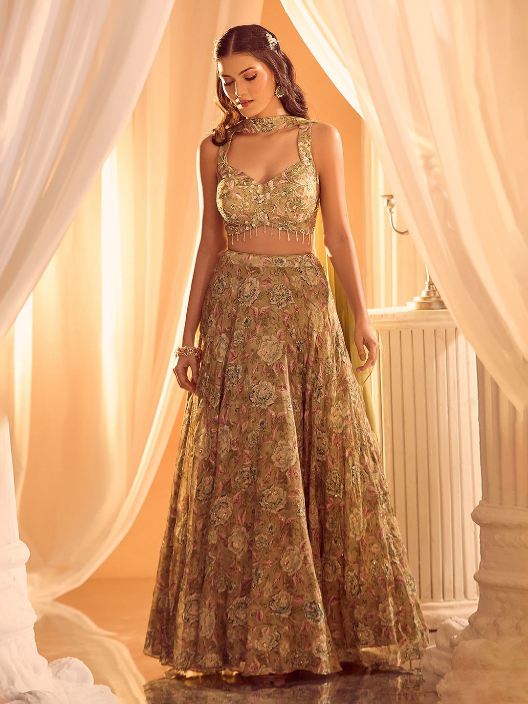 

Alaya Advani Embroidered Beads and Stones Ready to Wear Lehenga & Blouse With Dupatta, Green