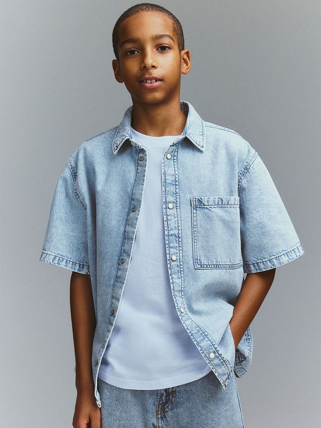 

H&M Short-Sleeved Denim Shirt, Blue