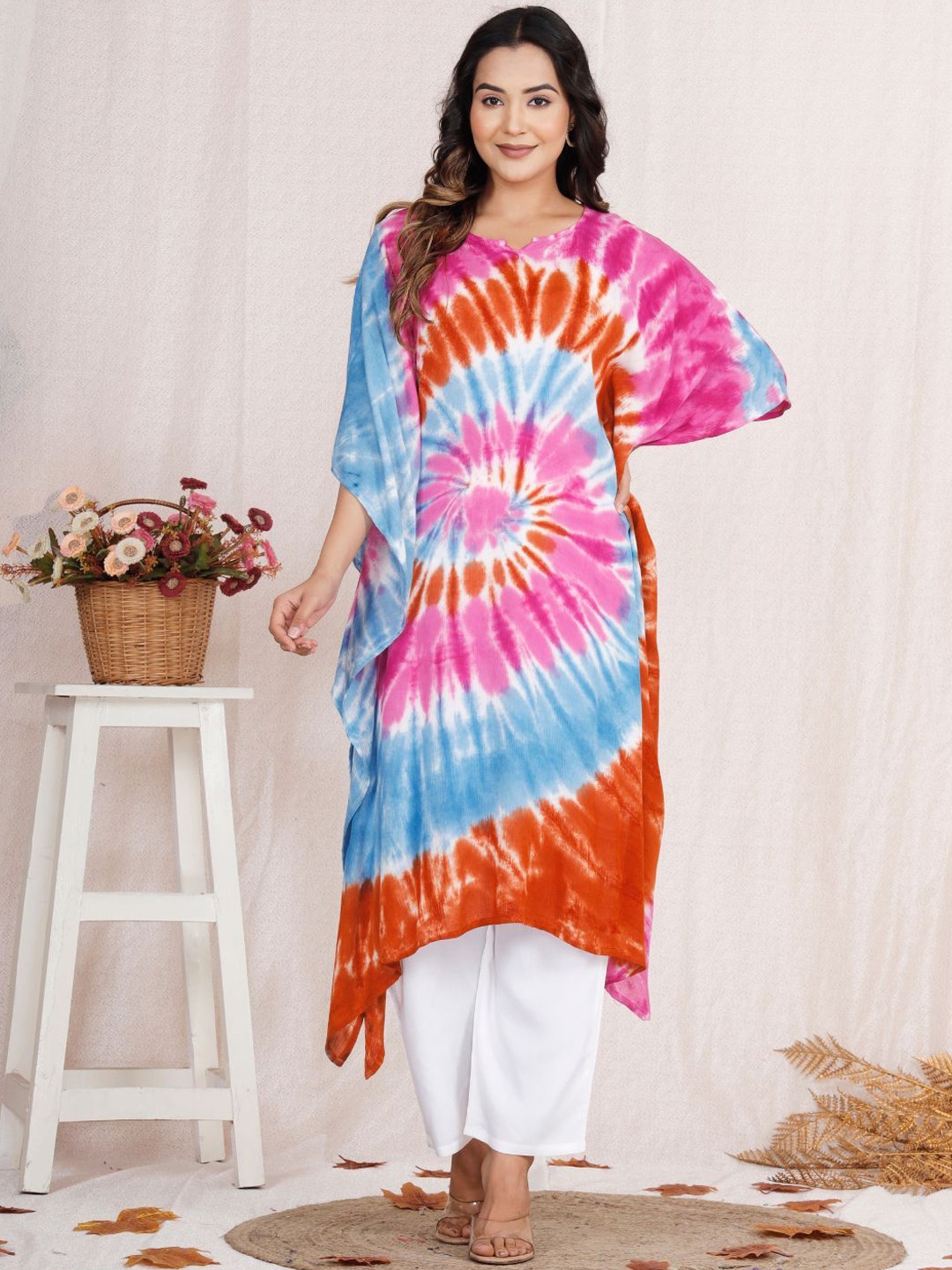 

LYFJ Women Dyed Flared Sleeves Thread Work Asymmetric Crepe Kaftan Kurta, Multi