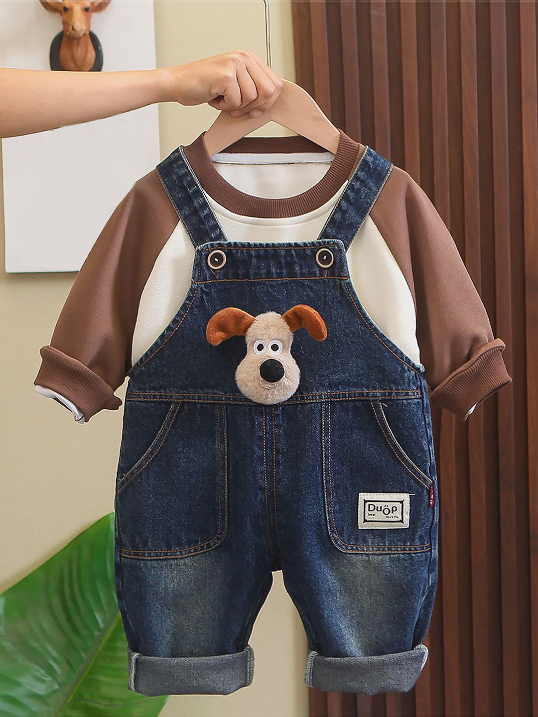 

Little Surprise Box LLP Kids Puppy Broach Denim Dungarees Set, Brown