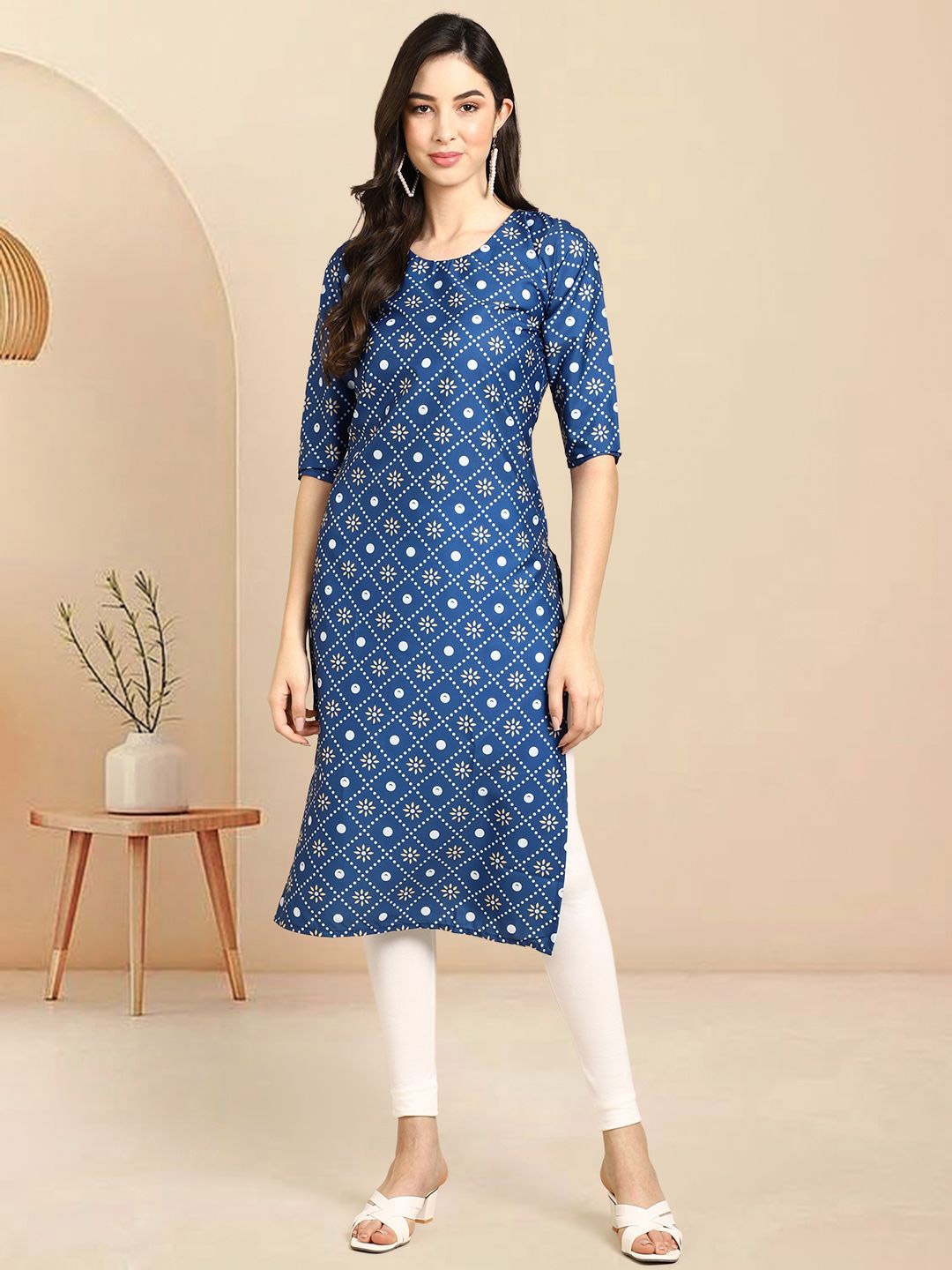 

Moda Rapido Ethnic Motifs Printed Round Neck Straight Kurta, Blue