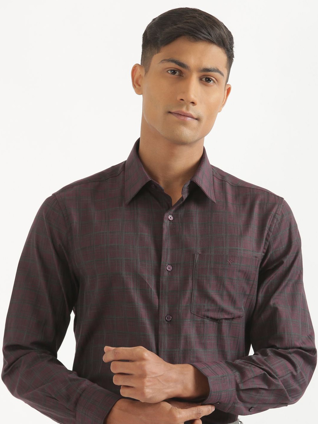 

CROYDON UK Men Comfort Opaque Checked Casual Shirt, Maroon