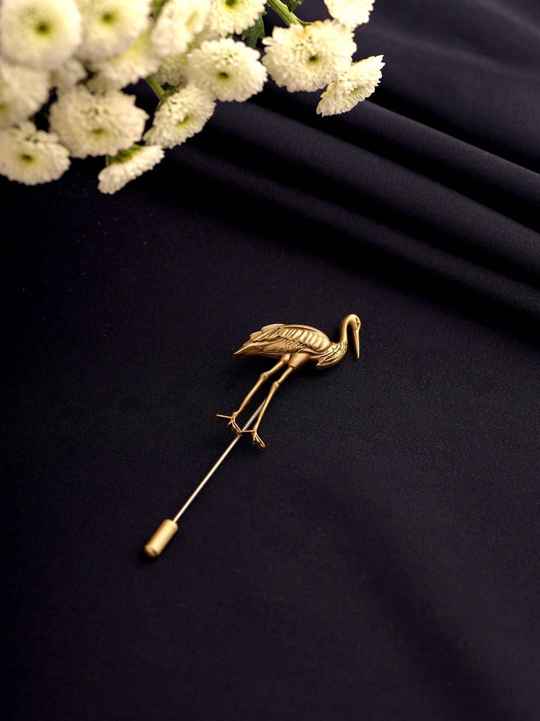 

COSA NOSTRAA Herons Elegance Flamingo Shaped Pin, Gold