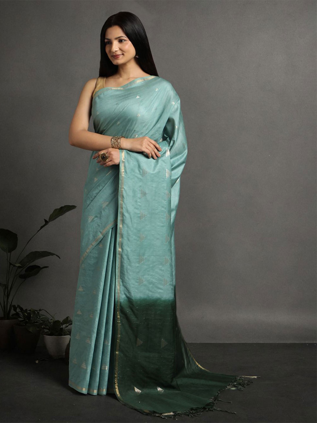 

Suha Woven Design Zari Bhagalpuri Saree, Sea green