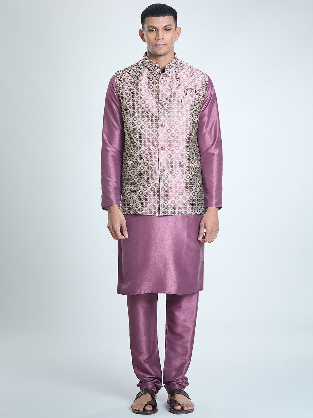 

Aryavir Malhotra Men Regular Kurta with Churidar, Purple