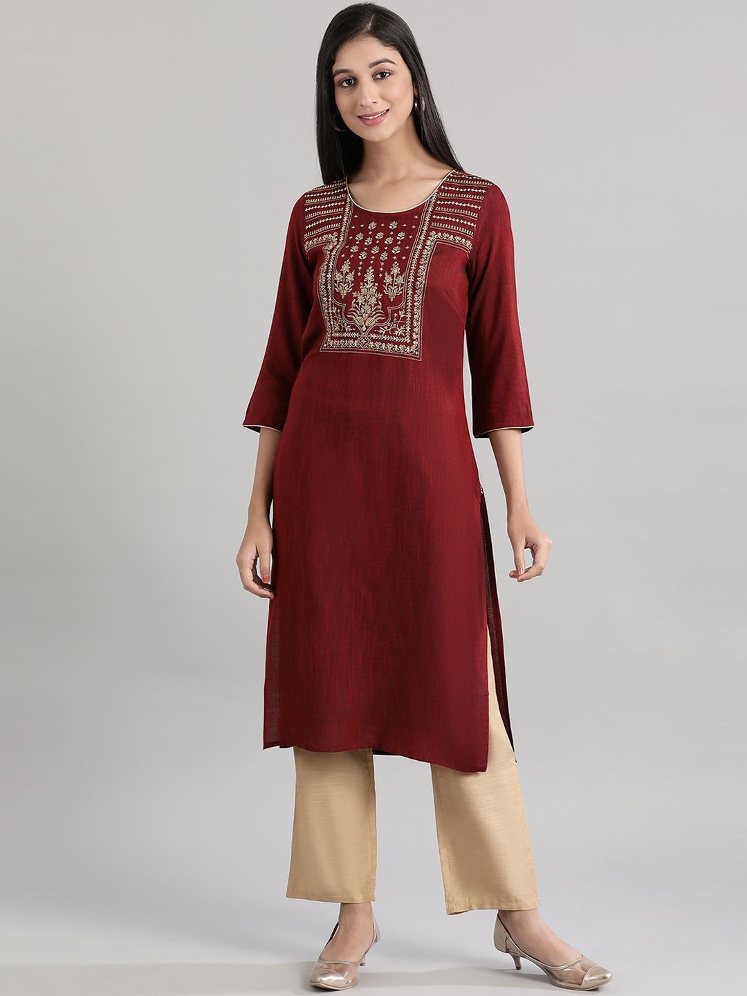 

AURELIA Women Mirror Work Kurta, Red