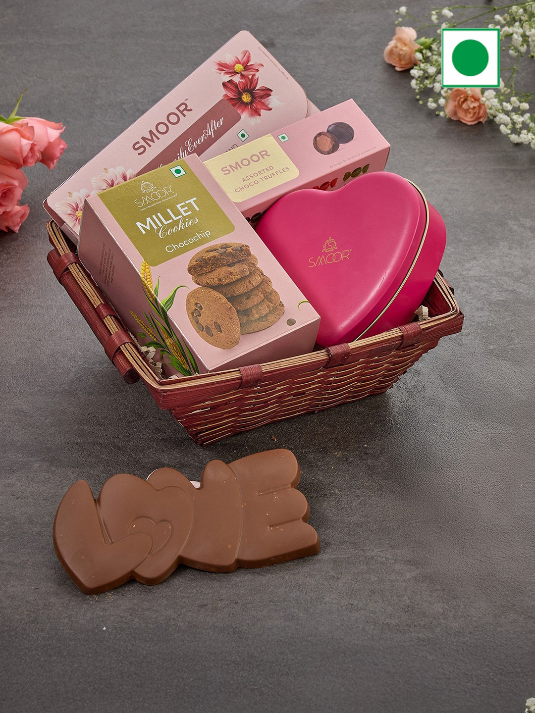 

SMOOR Set Of 4 Chocolate Gifts-330gm, Pink