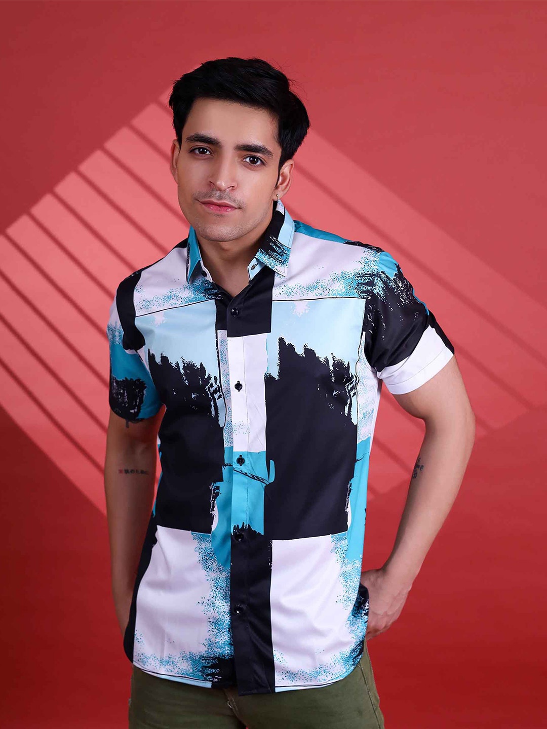 

Fesner Men Comfort Opaque Printed Casual Shirt, Multi