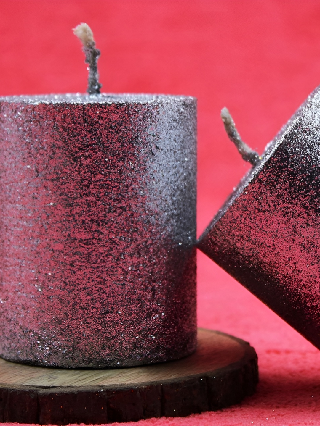 

atorakushon Silver-Toned 2 pieces Glitter Scented Pillar Candle