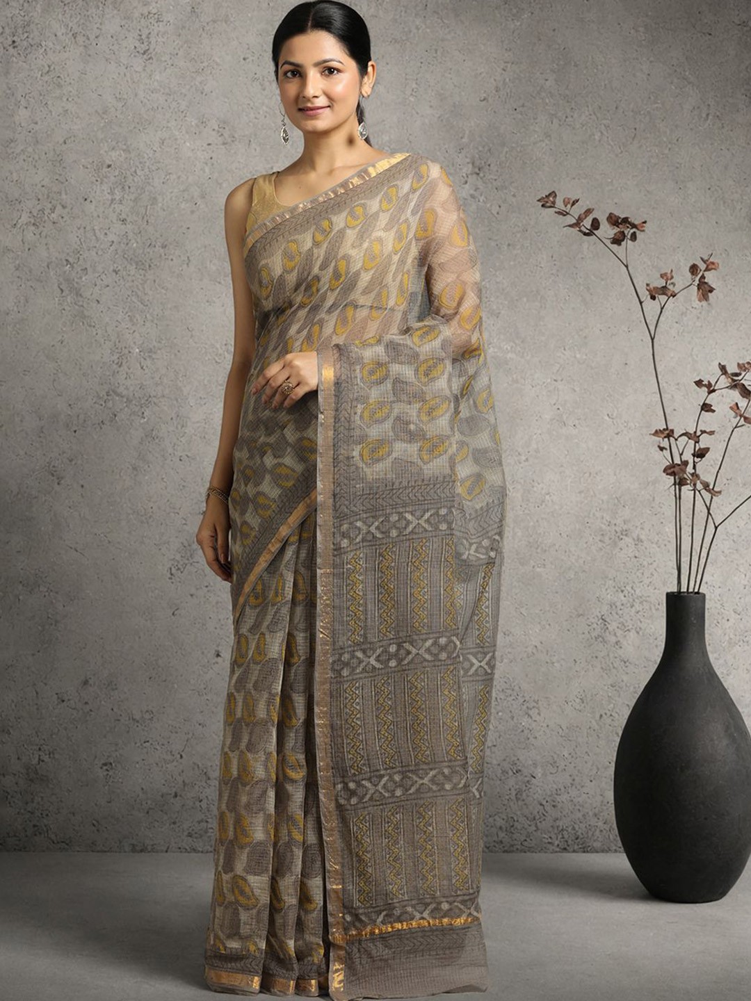 

Suha Bagh Printed Pure Cotton Kota Saree, Grey