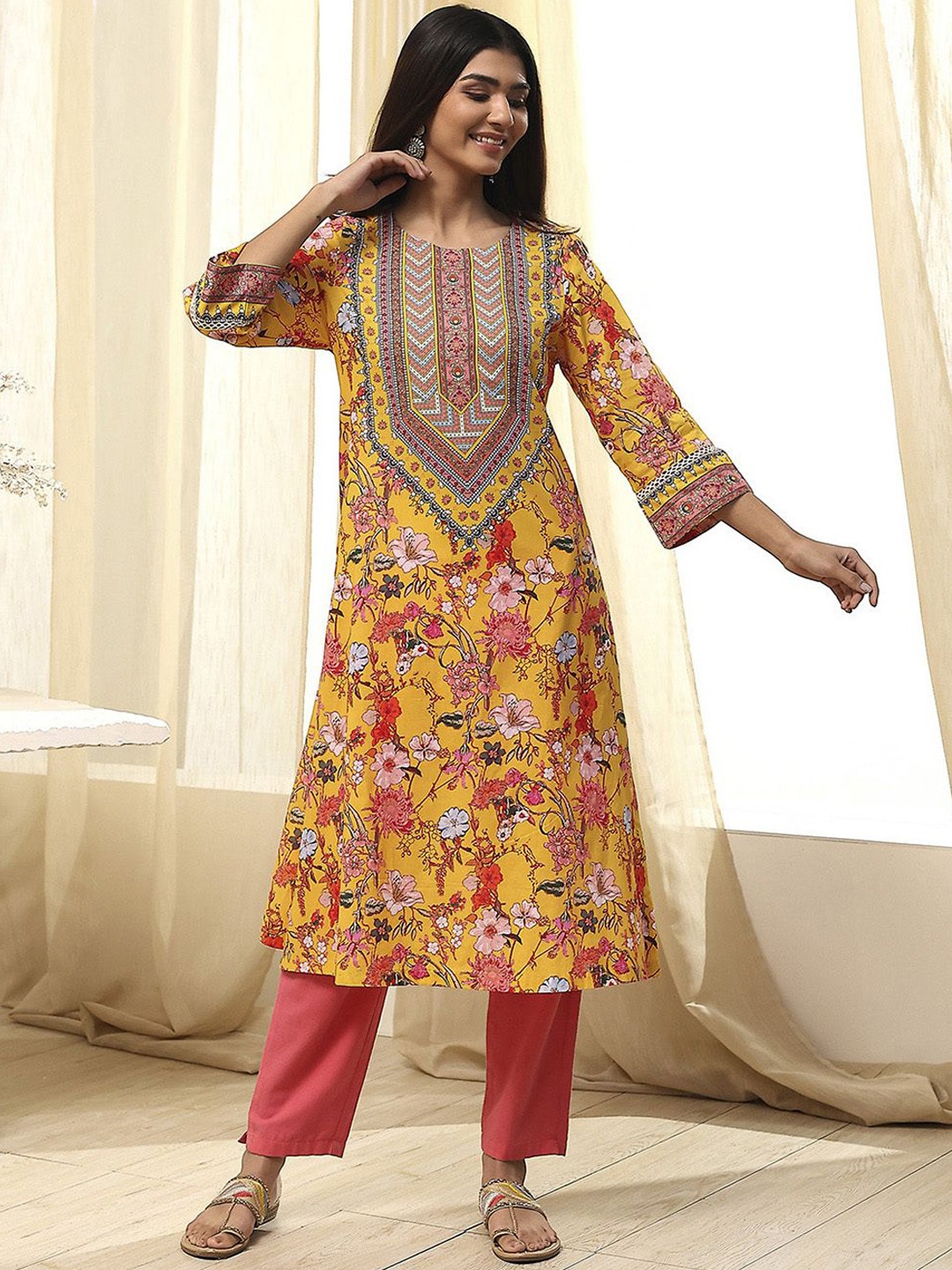 

Biba Women Floral Embroidered Flared Sleeves Mirror Work Anarkali Kurta, Yellow