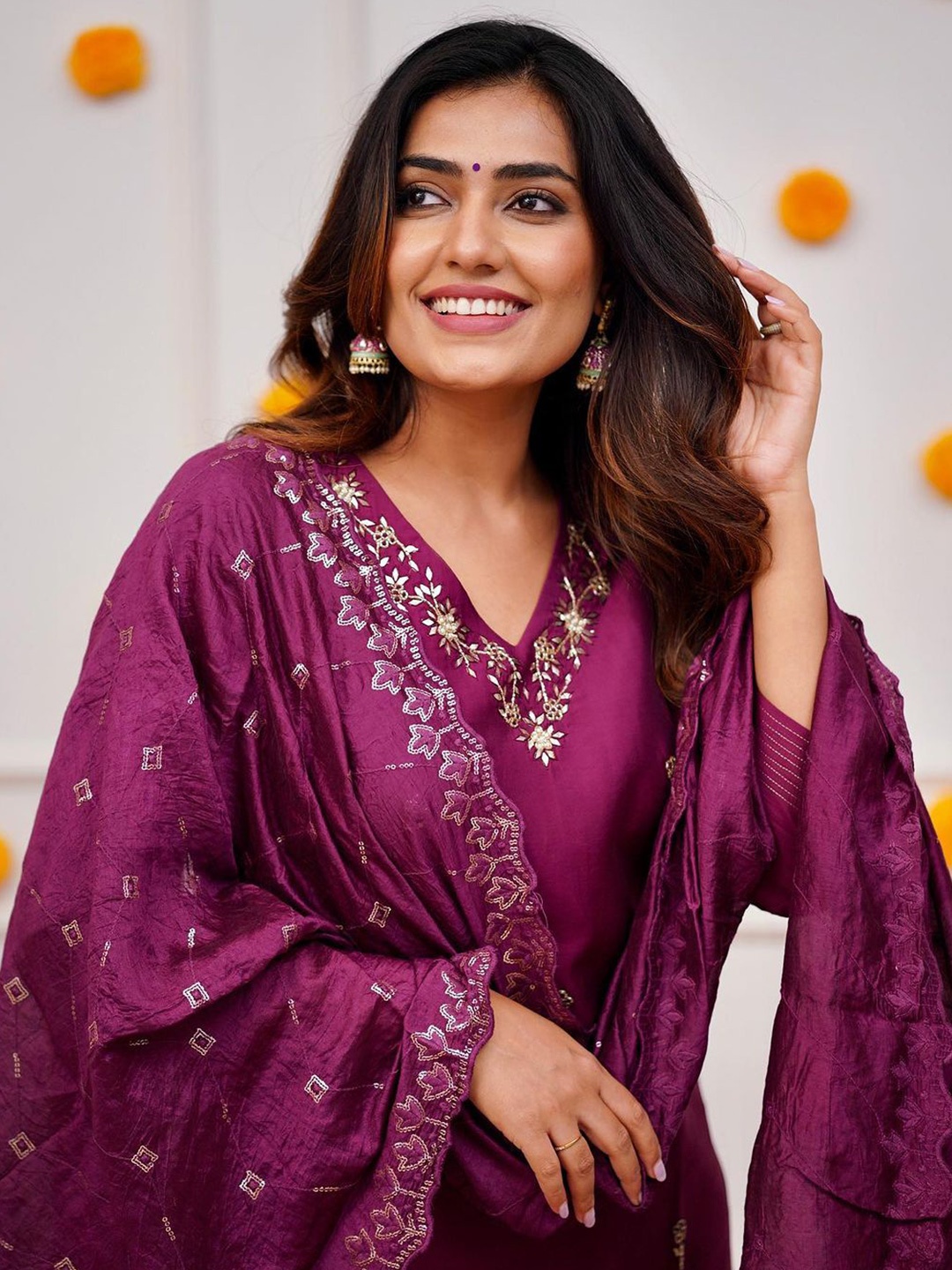

KIWA STUDIO Floral Embroidered V-Neck Straight Kurta With Trouser & Dupatta, Purple