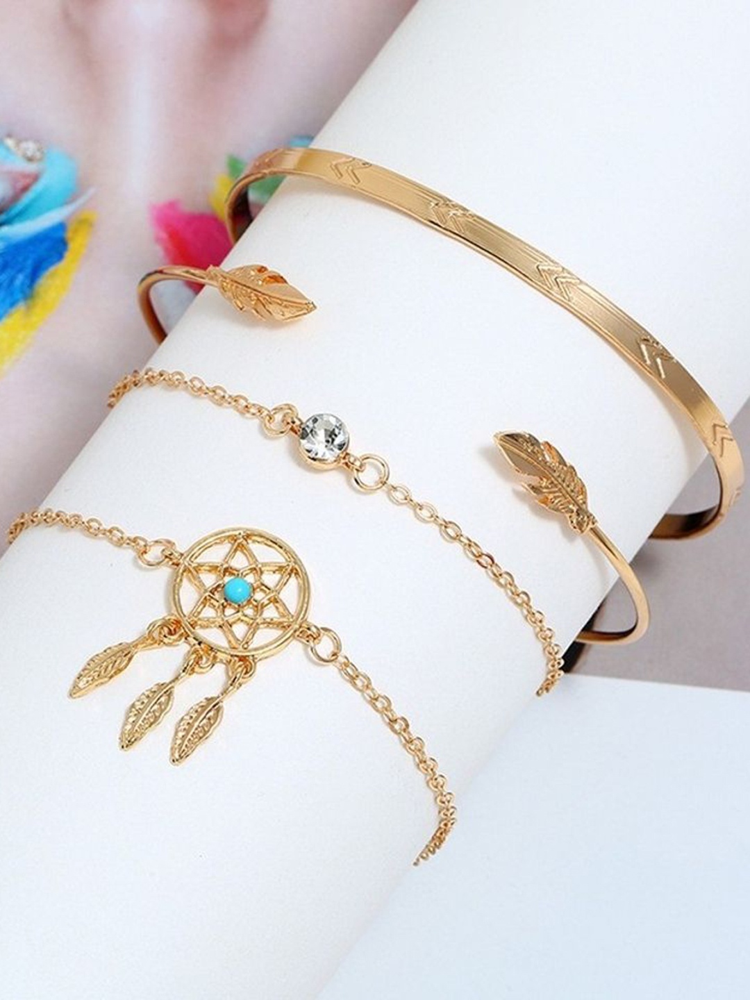

Celestique Women 4 Link Bracelet, Gold