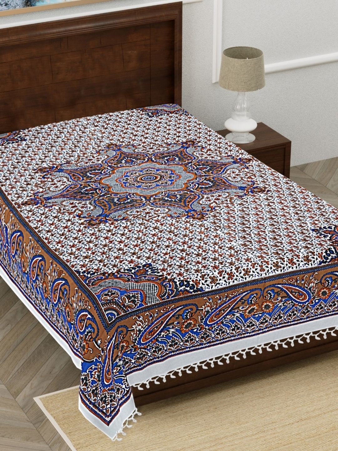 

HASHCART White & Brown Floral Printed 210 TC Single Bedsheet 2.3 m x 1.52 m