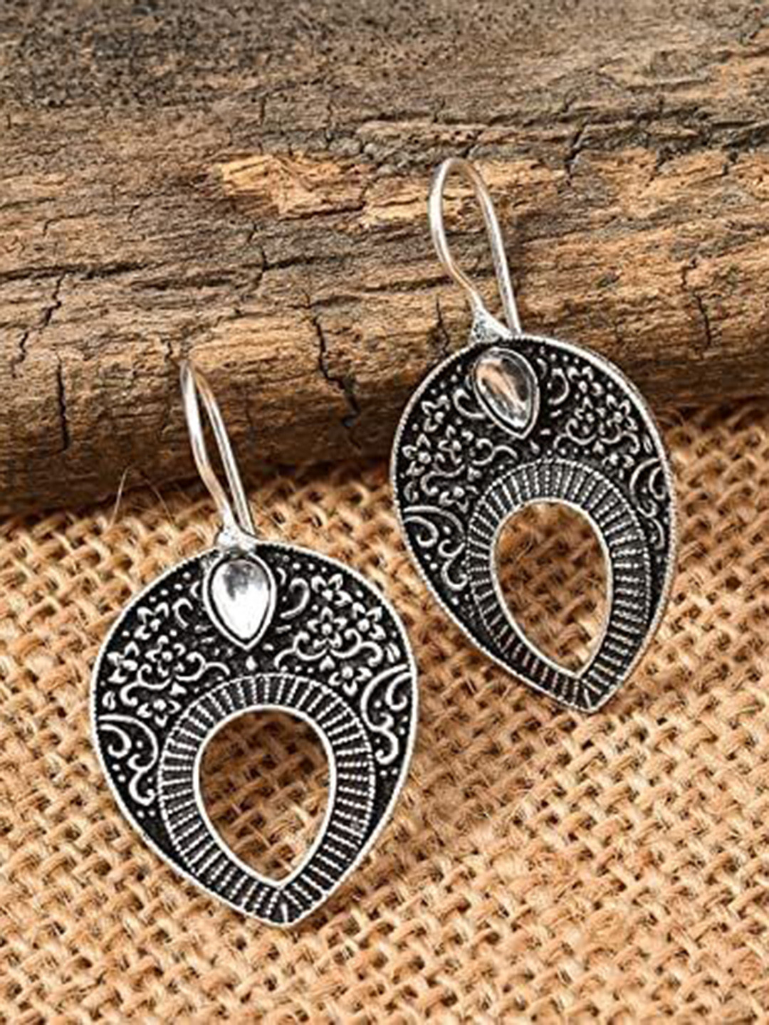 

Kezlin Silver-Plated Artificial Stones Studded Contemporary Shaped Oxidised Drop Earrings