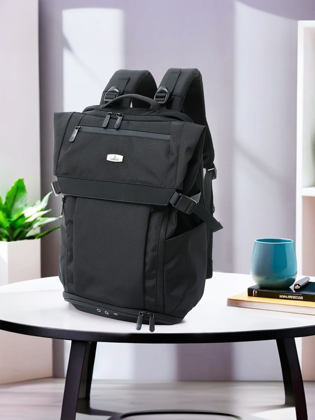 

THE CLOWNFISH Tango Unisex Backpack, Black